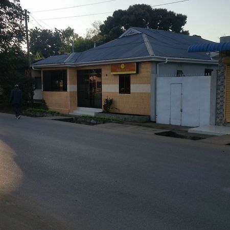 Raha Leo Inn Arusha Exterior photo